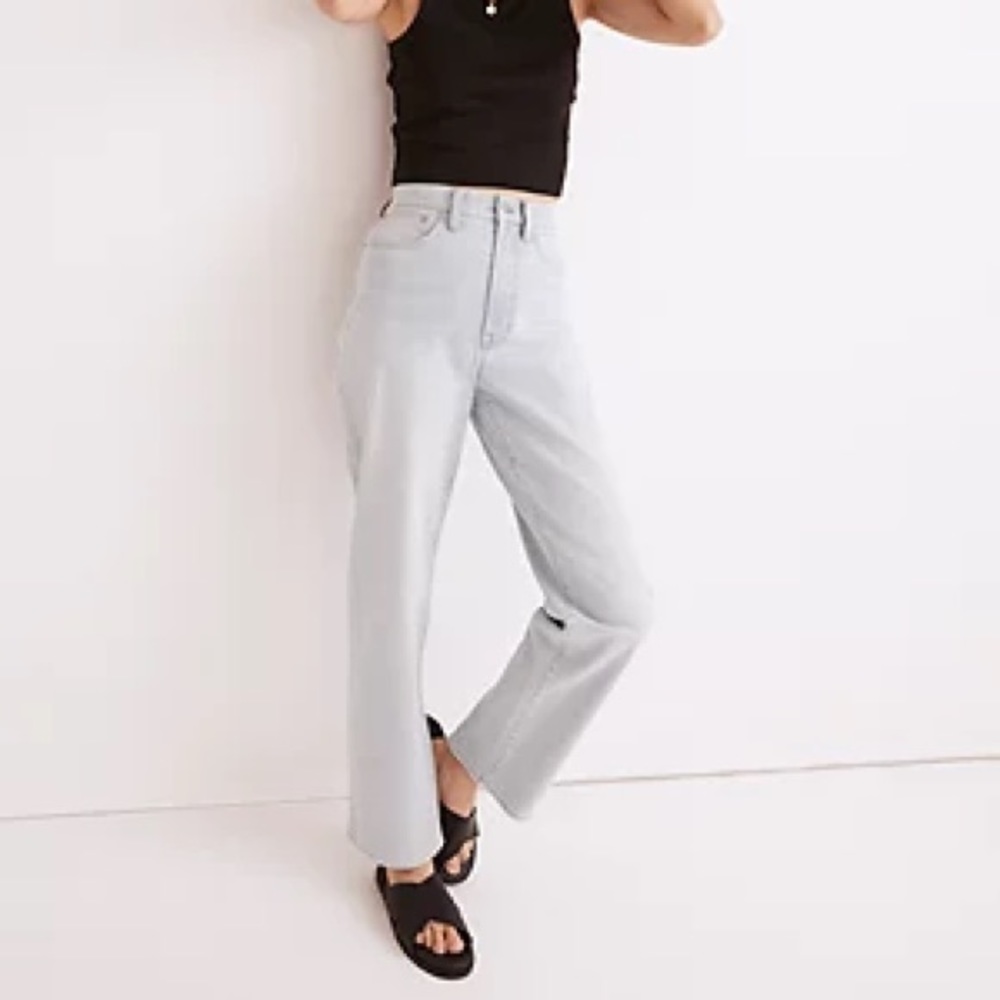 The Perfect Vintage Straight Jean in Mosedale Wash